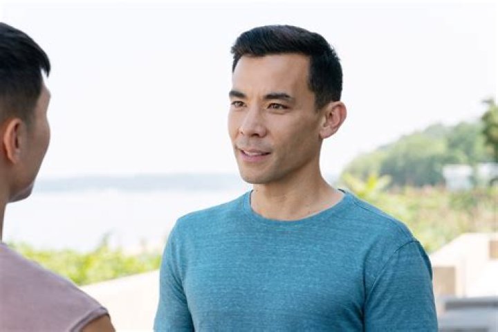 Conrad Ricamora (Actor)Bio, Wiki, Age, Gay, Partner, Singing, Net Worth,The King And I Relationship and Casey Hanley