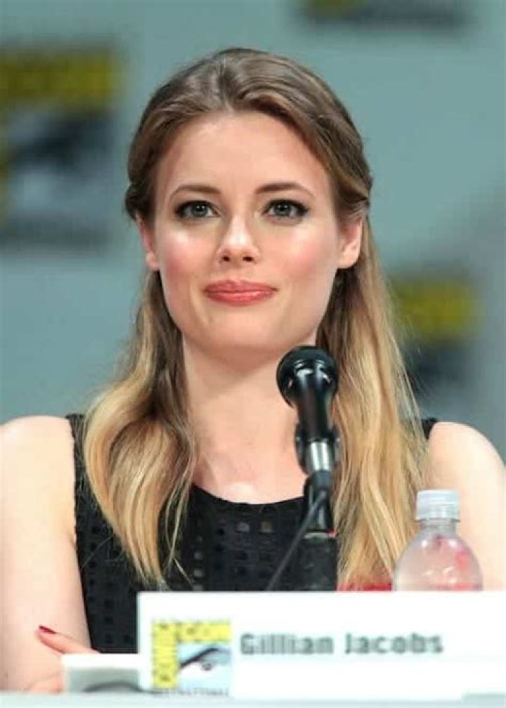 Gillian Jacobs Height, Weight, Net Worth, Age, Birthday, Wikipedia, Who, Nationality, Biography