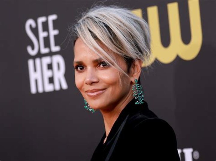 Halle Berry Shows Off Stylish New Razor Haircut: ‘How It Started vs How It’s Going’