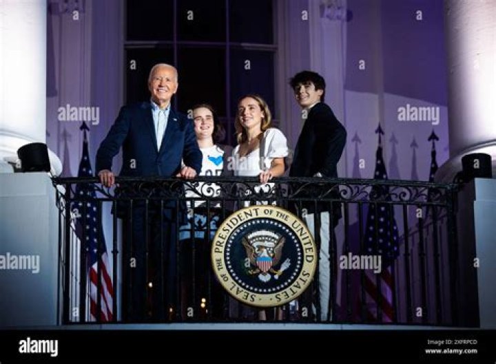 Robert Biden II: Beau Biden Son Age, Birthday, How Old Is Robert