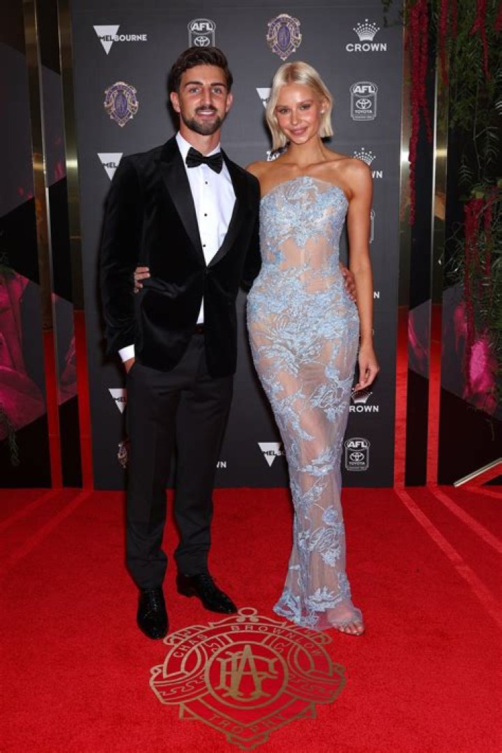 
Supercoach Touk Miller And His Partner Maddie Leek Brownlow Red Carpet Photos Trending Again 